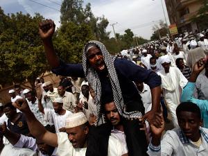 احتجاجات السودان: قوات الأمن تفرق الاحتجاجات بالقوة والمعارضة توحد صفوفها